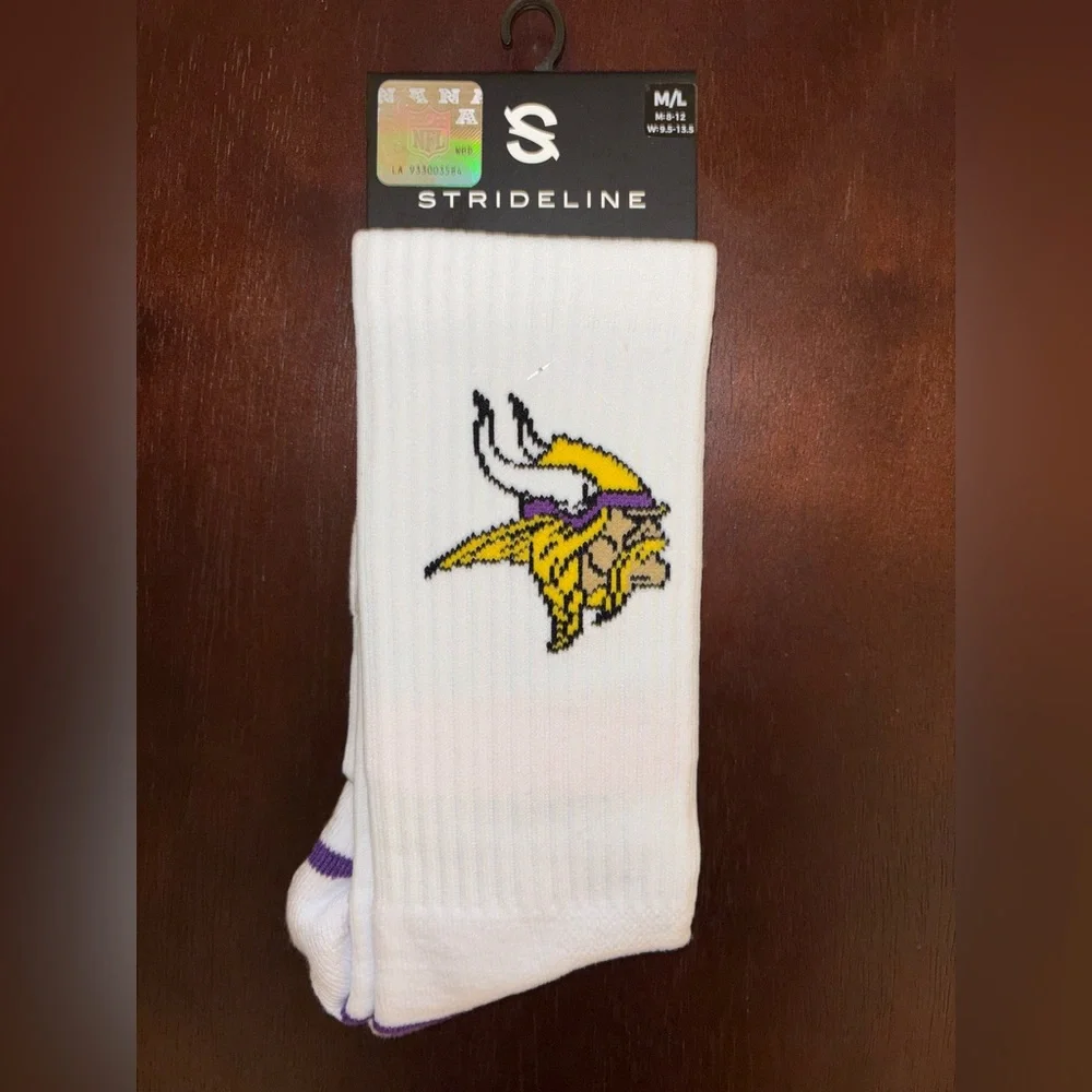 MINNESOTA VIKINGS STRIDELINE CREW SOCKS NWT MEN’S SHOE SIZE 8-12